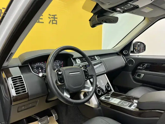 Land Rover Range Rover 2021 3.0 L6 Heritage Edition — Фото автомобиля 29