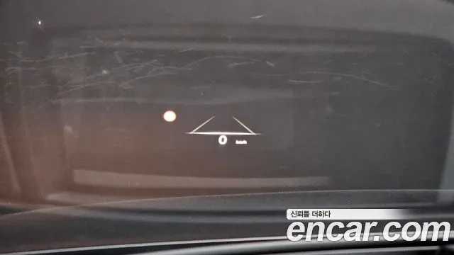 Genesis G90 Бензин 3.5 турбо AWD — Фото автомобиля 19
