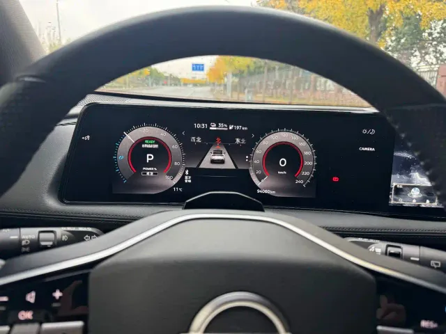 Nissan Ariya — Фото автомобиля 8