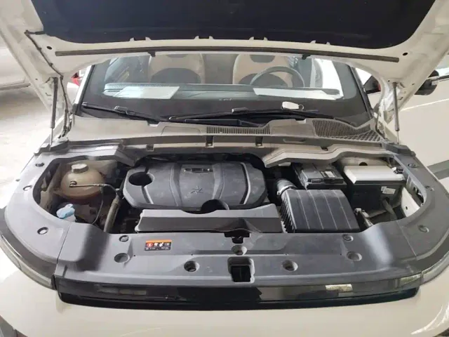Geely ICON — Фото автомобиля 19