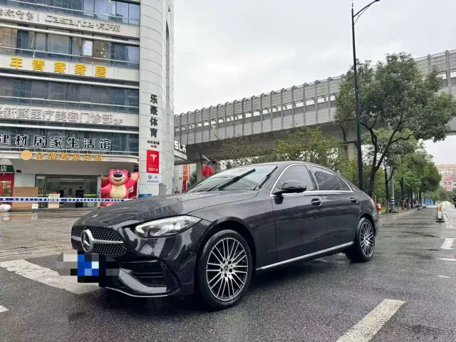 Mercedes-Benz C-Class — Фото автомобиля 2
