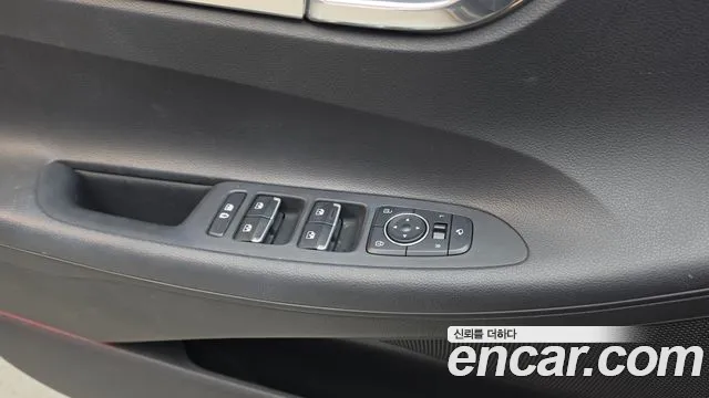 Hyundai Grandeur New — Фото автомобиля 30