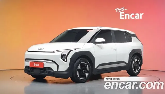 Фотография автомобиля — Kia EV3