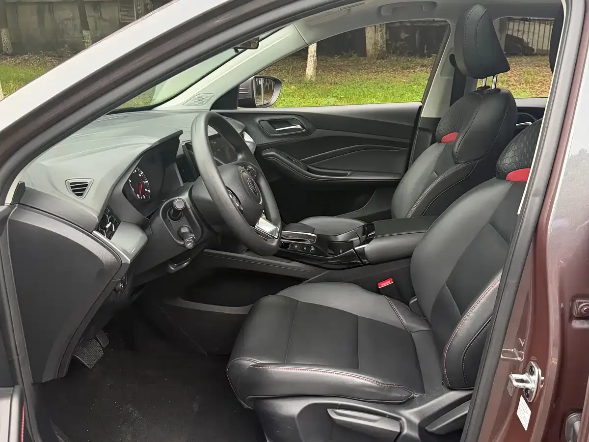 MG MG5 2023 180DVVT CVT Style Edition — Фото автомобиля 13