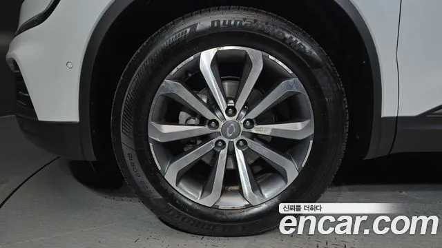 Renault-KoreaSamsung QM6 Новый QM6 2.0 LPe LE Signature 2WD — Фото автомобиля 5