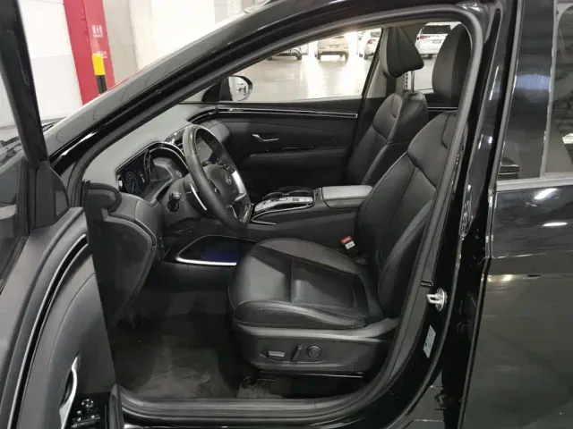 Hyundai Tucson — Фото автомобиля 10