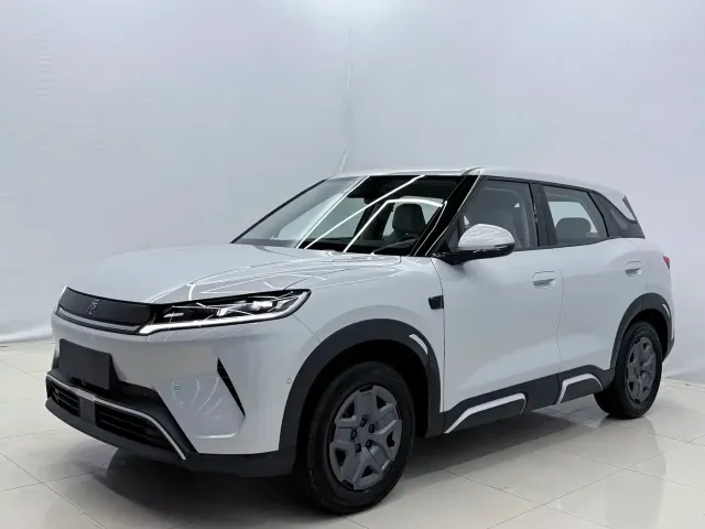 Фотография автомобиля — BYD Yuan UP