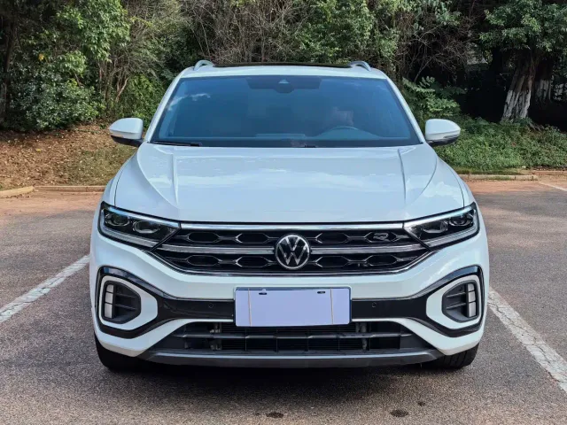 Volkswagen T-Roc — Фото автомобиля 2