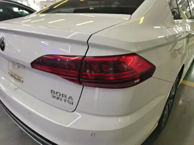 Volkswagen Bora — Фото автомобиля 7