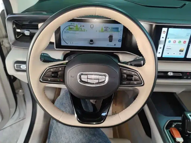 Geely ICON — Фото автомобиля 10