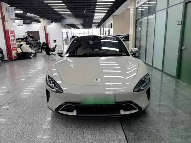 Xiaomi SU7 — Фото автомобиля 2