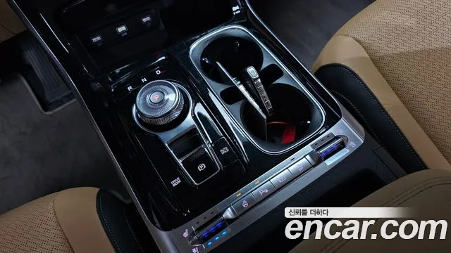 Kia Canival Carnival 4 поколение Дизель 7 мест Signature — Фото автомобиля 8
