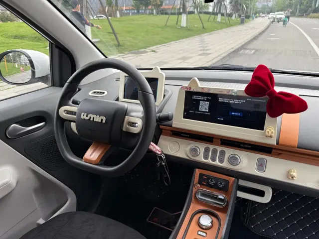 Changan Lumin — Фото автомобиля 12