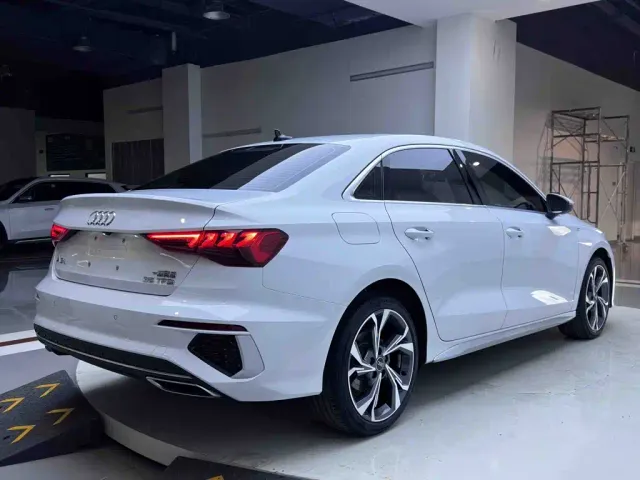 Audi A3 — Фото автомобиля 6