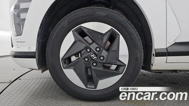 Hyundai Kona SX2 — Фото автомобиля 5
