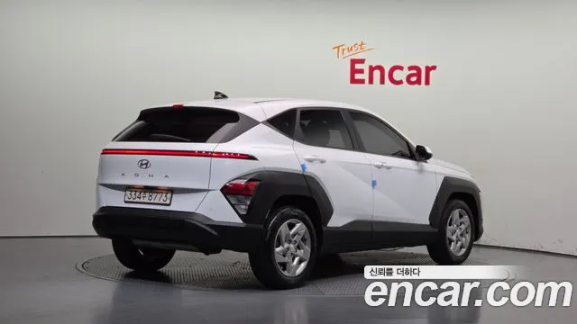 Hyundai Kona — Фото автомобиля 2