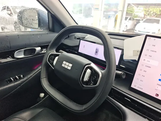 Geely Galaxy E5 — Фото автомобиля 8