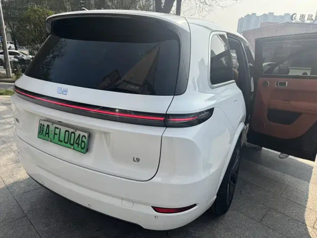 Li Auto L9 — Фото автомобиля 3
