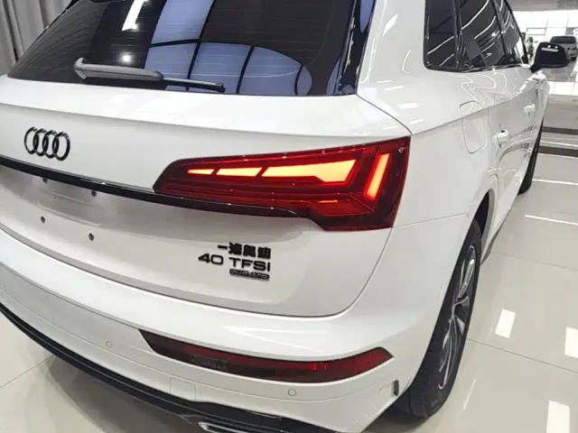 Audi Q5L — Фото автомобиля 7