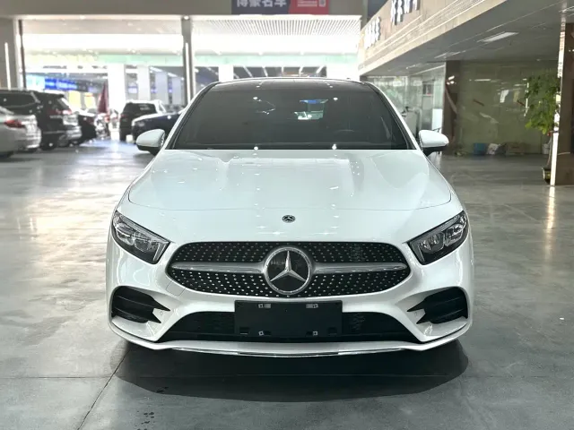 Mercedes-Benz A-Class — Фото автомобиля 2