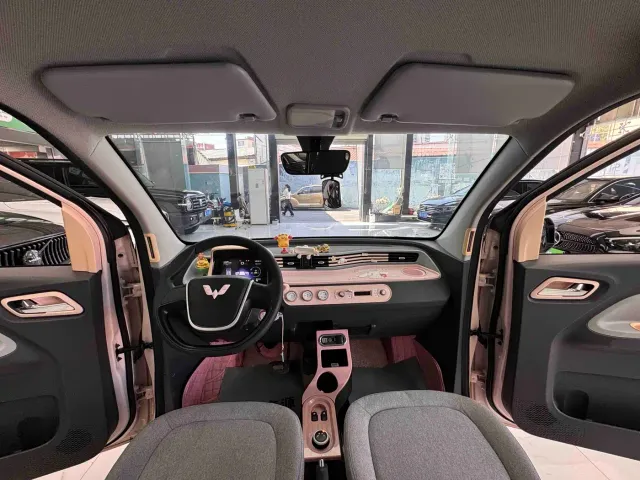 Wuling Hongguang Mini EV — Фото автомобиля 10