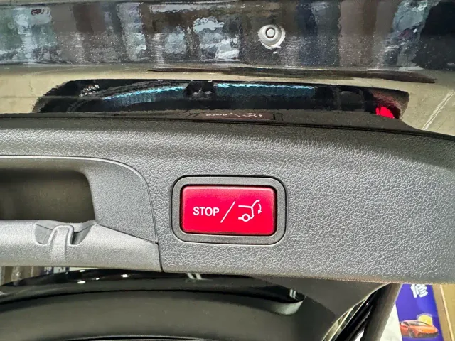 Mercedes-Benz GLE-Class — Фото автомобиля 23
