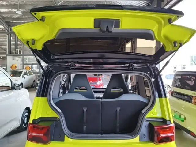 Wuling Hongguang Mini EV — Фото автомобиля 18