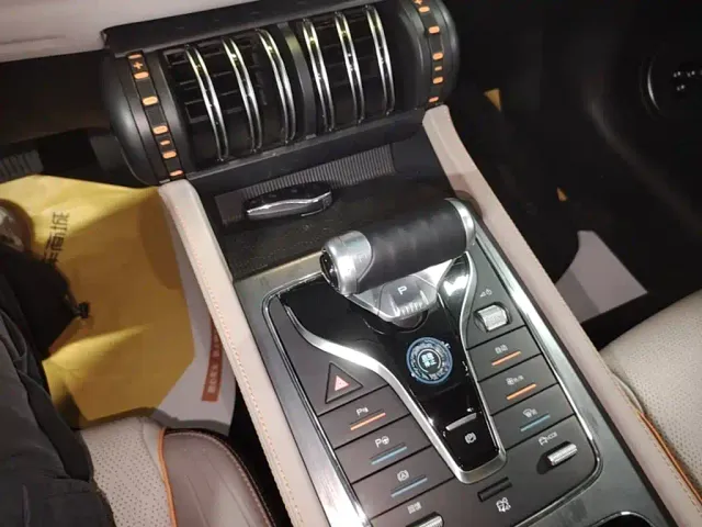 BYD Yuan PLUS — Фото автомобиля 13