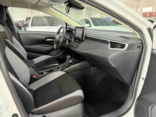 Toyota Corolla — Фото автомобиля 17