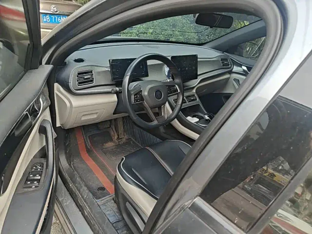 BYD Qin PLUS — Фото автомобиля 15