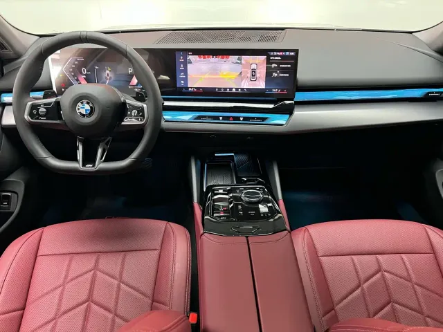 BMW 5 Series — Фото автомобиля 12