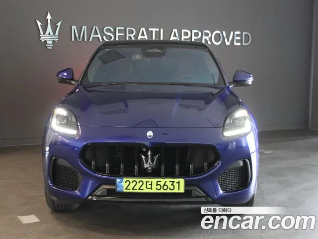 Maserati Grecale — Фото автомобиля 3