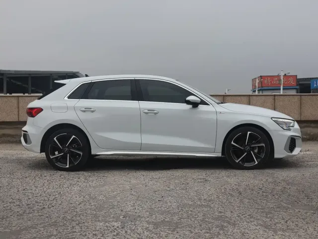 Audi A3 — Фото автомобиля 4
