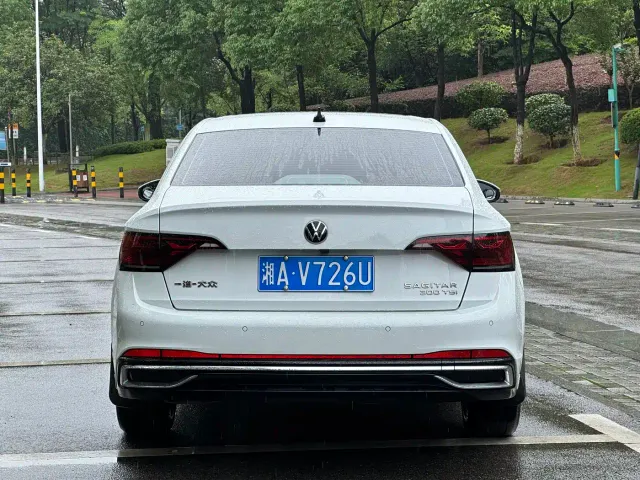Volkswagen Sagitar — Фото автомобиля 6
