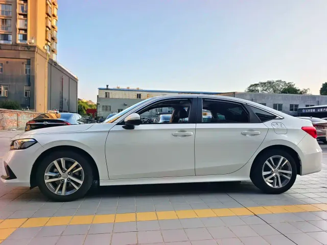 Honda Civic — Фото автомобиля 4