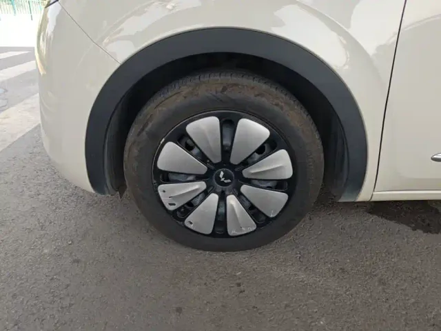 Wuling Motors Wuling Bingo 2023 Model 333km Joy+ Version — Фото автомобиля 22