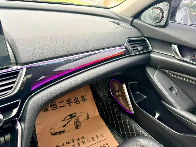 Honda Accord — Фото автомобиля 18