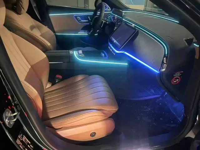 Mercedes-Benz E-Class — Фото автомобиля 5