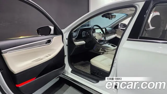Hyundai Grandeur Grandeur (New) — Фото автомобиля 15