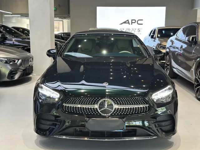 Mercedes-Benz E-Class — Фото автомобиля 2