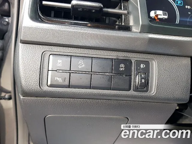 KG_Mobility_Ssangyong Rexton Новый Rexton Sport Дизель 2.2 4WD — Фото автомобиля 11