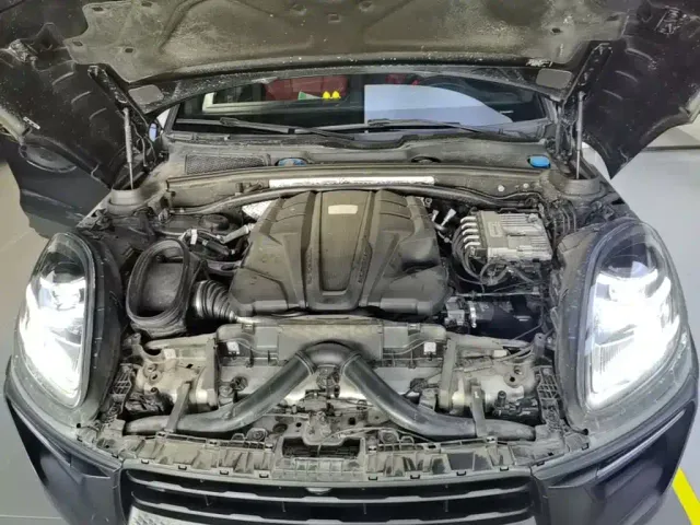 Porsche Macan — Фото автомобиля 19