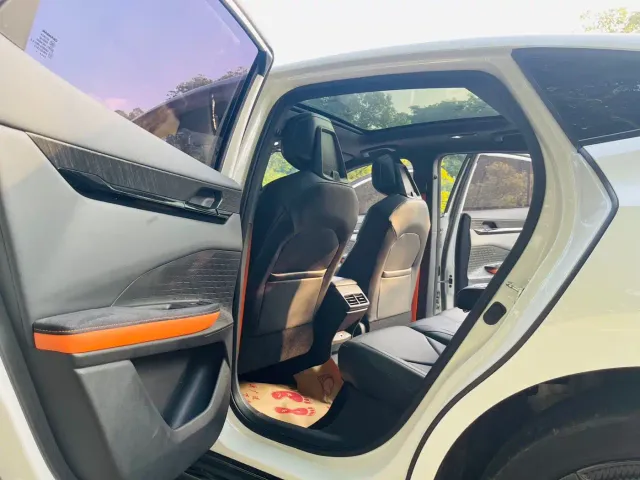 Changan Changan UNI-V 2022 1.5T Sport Edition — Фото автомобиля 5