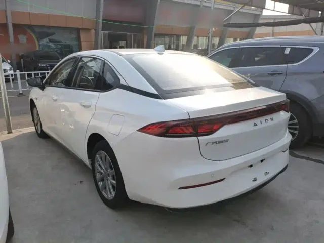 GAC Aion S — Фото автомобиля 4