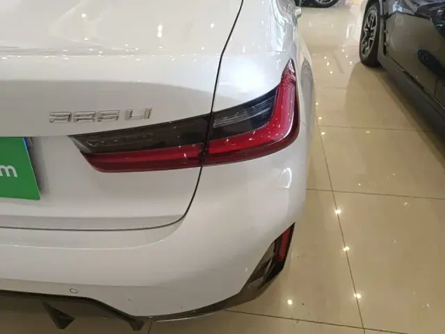 BMW 3 Series — Фото автомобиля 7