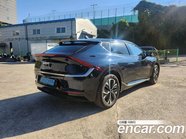 Kia EV6 — Фото автомобиля 4