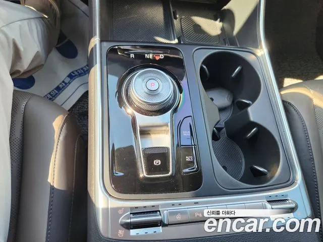 Kia Carnival 4th Gen — Фото автомобиля 9
