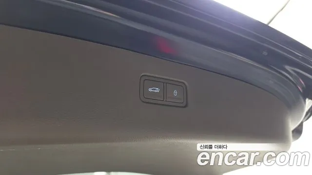 Genesis GV80 2.5T Бензин AWD — Фото автомобиля 30
