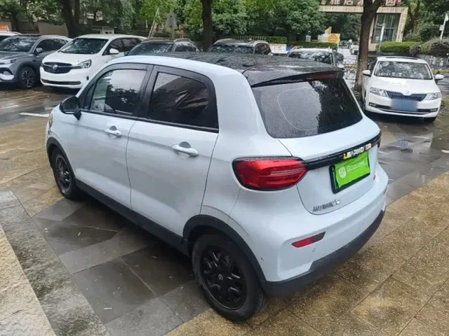 Leapmotor Leapmotor T03 2023 403 Smart Edition — Фото автомобиля 4