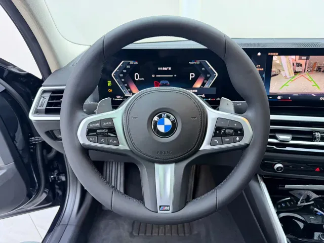 BMW 3 Series — Фото автомобиля 11